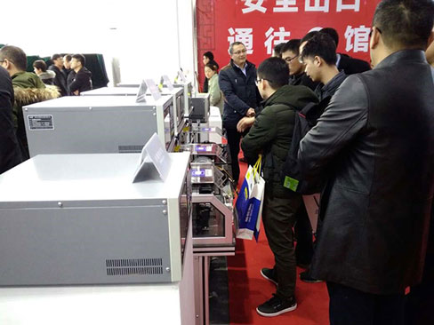艾普智能儀器—第15屆中國泵與電機展覽會現場 艾普智能儀器—第15屆中國泵與電機展覽會現場