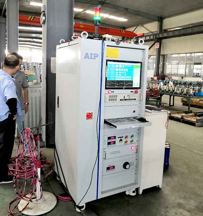 三相電機(jī)測(cè)試現(xiàn)場(chǎng) 三相電機(jī)測(cè)試現(xiàn)場(chǎng)