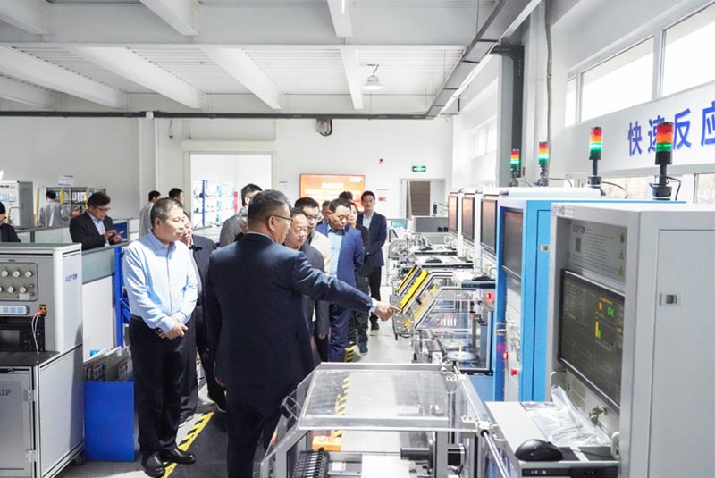深化合作丨中國電器工業(yè)協(xié)會微電機(jī)分會八屆四次理事會一行到艾普智能參觀交流—AIP艾普 深化合作丨中國電器工業(yè)協(xié)會微電機(jī)分會八屆四次理事會一行到艾普智能參觀交流—AIP艾普