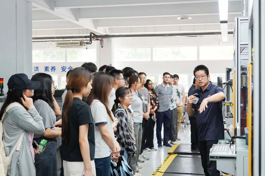 深化產(chǎn)教融合丨中國石油大學(xué)(華東)與艾普智能共筑實(shí)踐育人平臺 深化產(chǎn)教融合丨中國石油大學(xué)(華東)與艾普智能共筑實(shí)踐育人平臺
